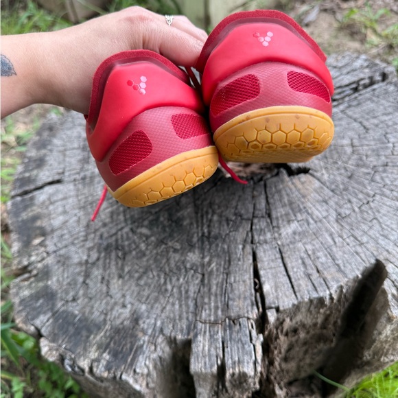Vivo Barefoot Bold Red Sneakers - Picture 4 of 7